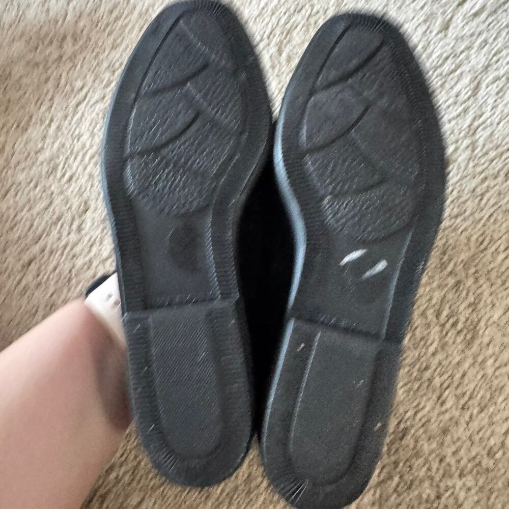 Vintage Basic Editions Black Velvet Loafers Flats Christmas Wreaths Women Size 7 - Picture 2 of 9